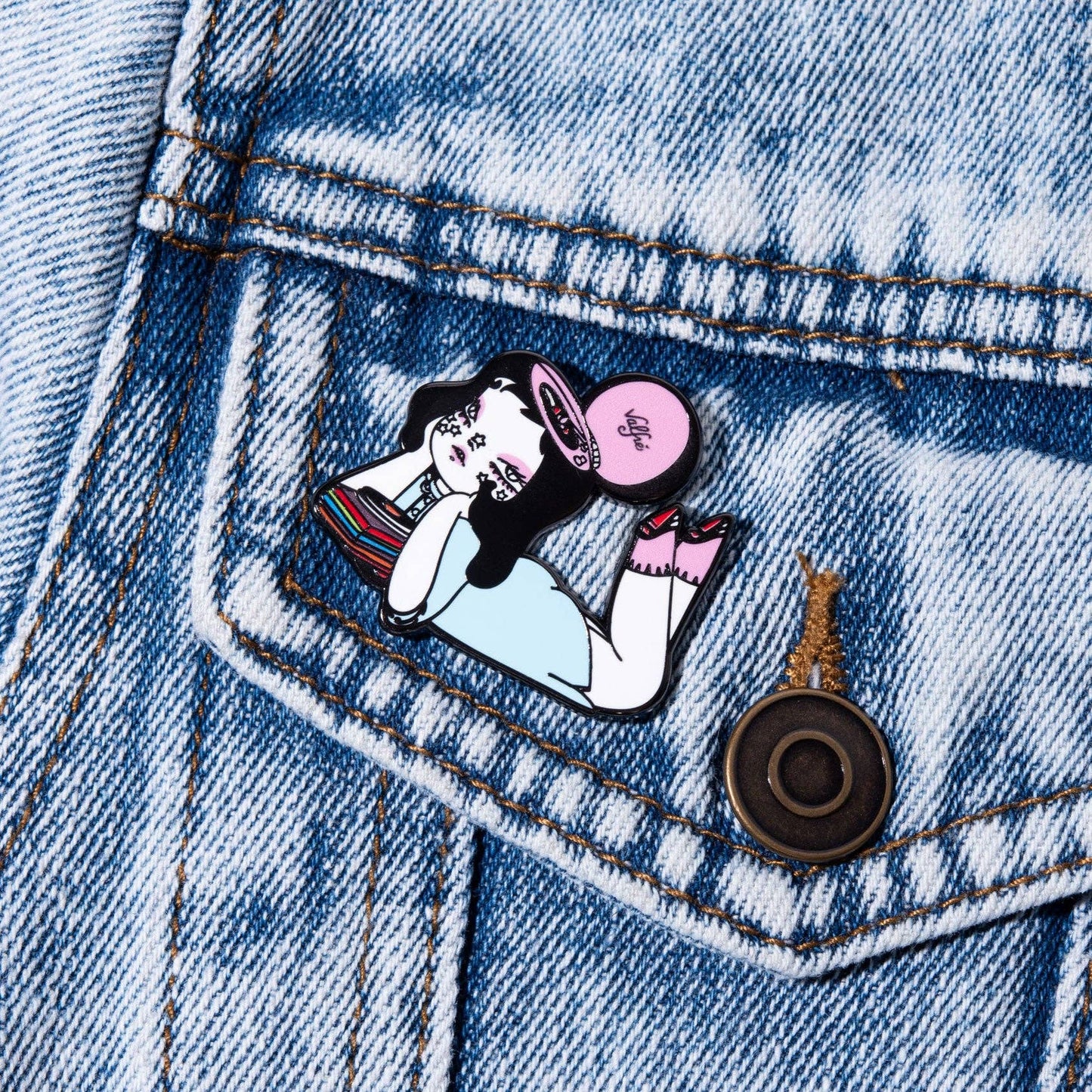 Melodias Enamel Pin