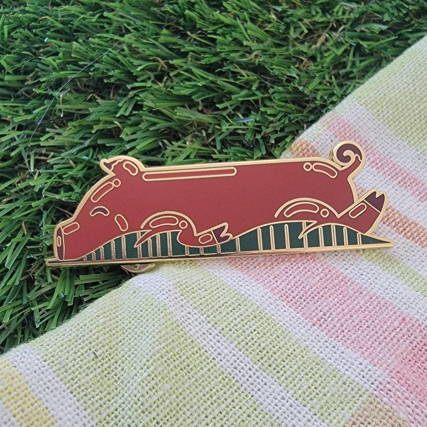 Lechon Enamel Pin