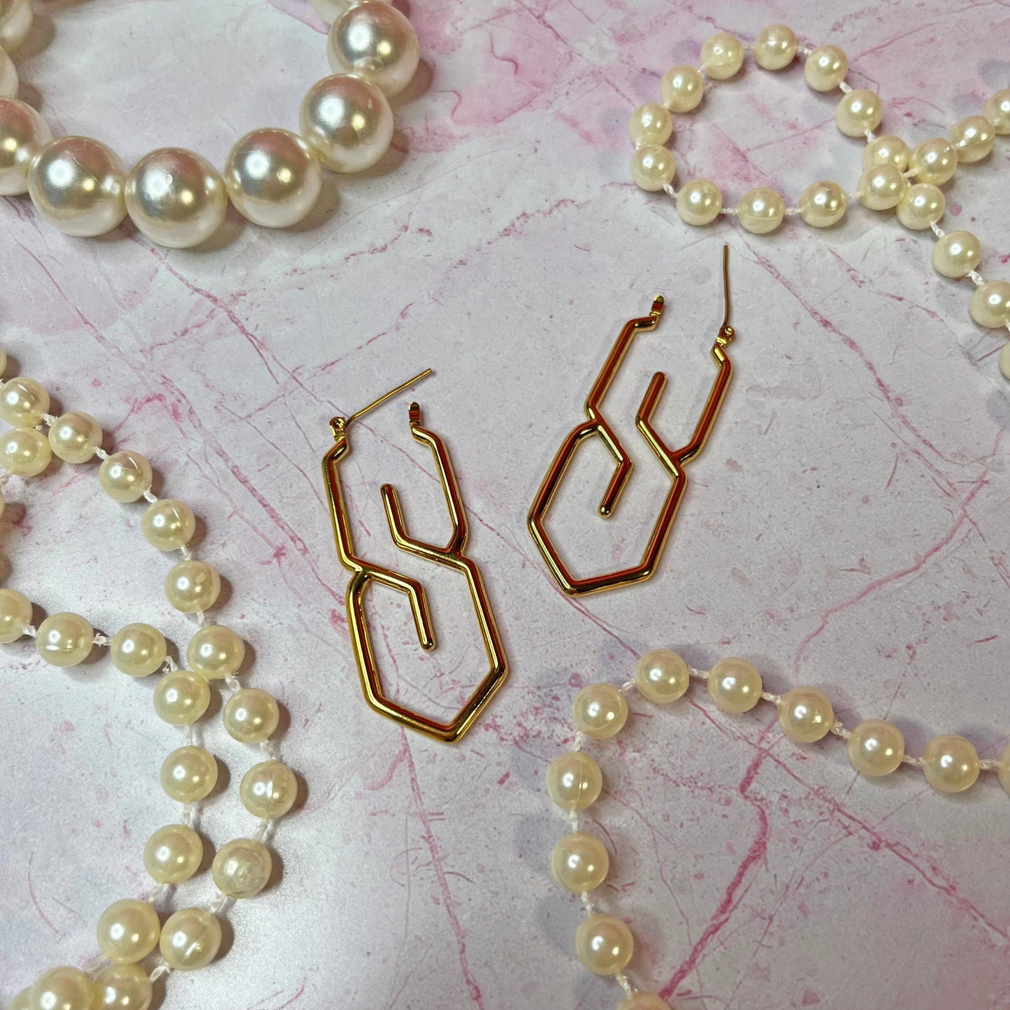 S Earrings (Gold)