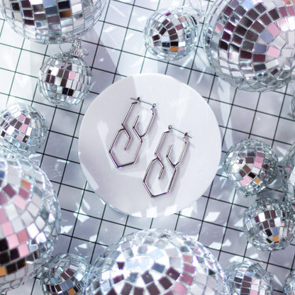 S Earrings (Silver)