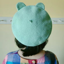 Load image into Gallery viewer, Frog Beret
